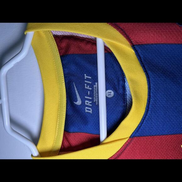 barcelona david villa kit - Picture 3 of 5